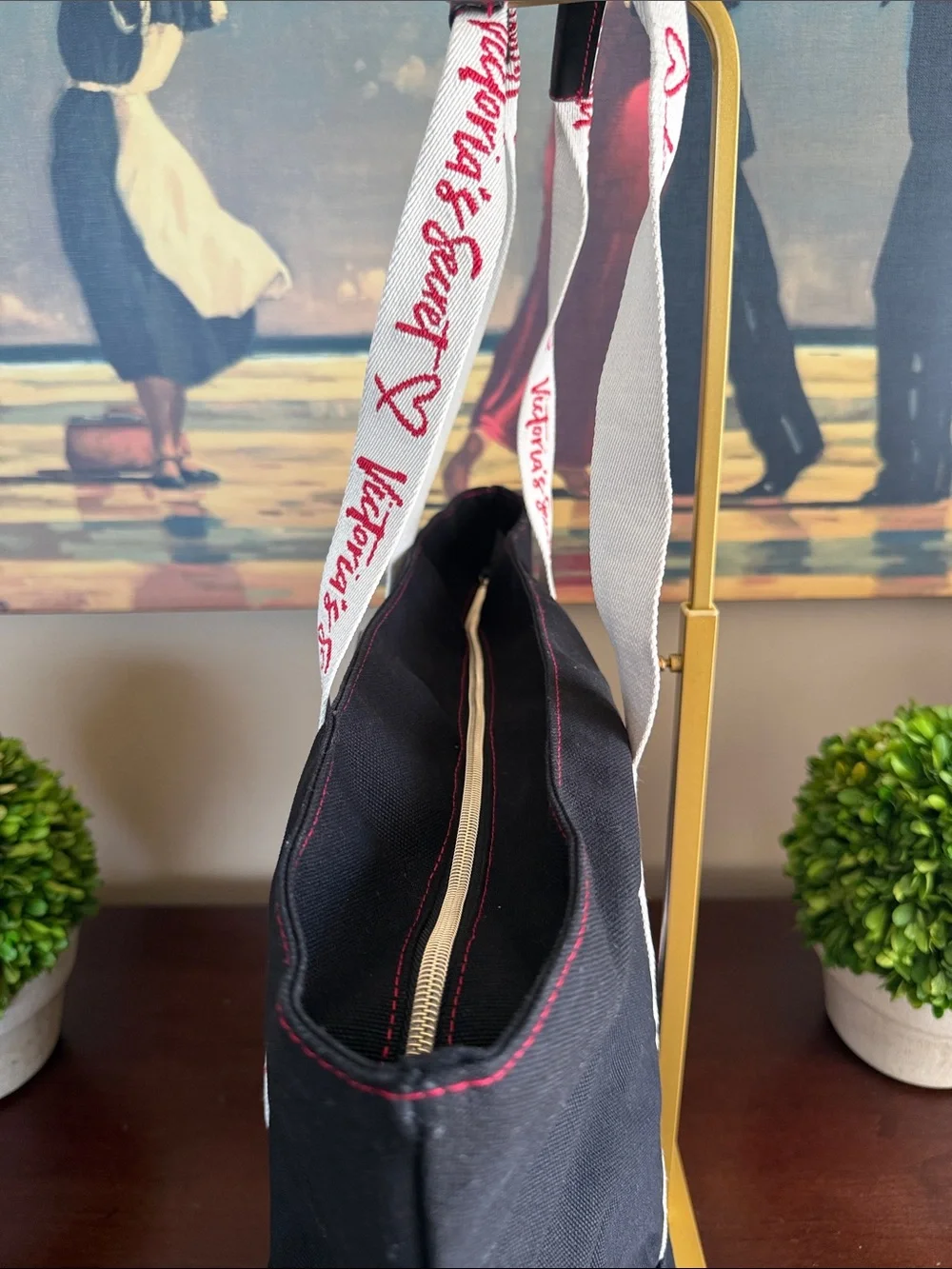 Victoria's Secret 🖤❤️ BLACK WITH RED LOGO STRAPS CANVAS ❤️🖤 TOTE BAG 🌟NWT🌟